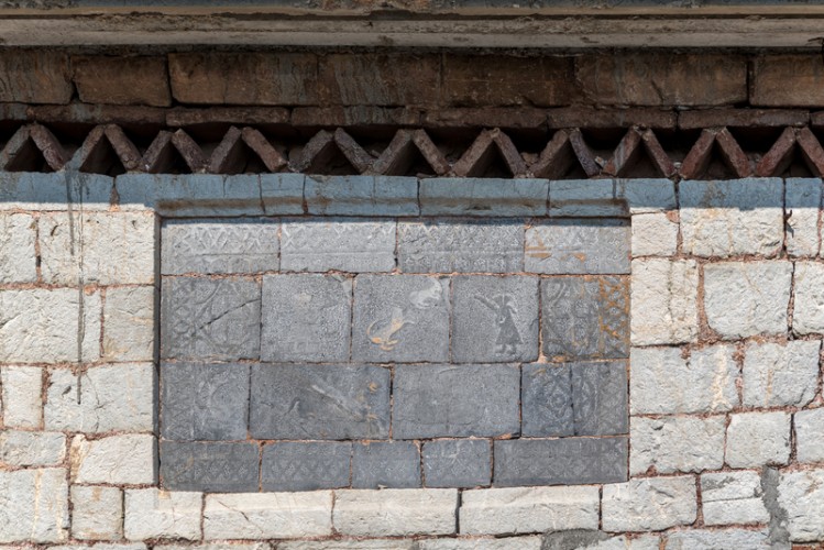 Τα λιθανάγλυφα της Λαγκαδινής τέχνης της πέτρας